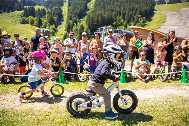 Course de draisienne - ©Sylvain Aymoz