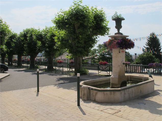 Fontaine Mairie - Ville de Gex