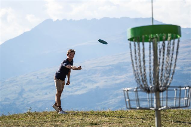 Initiation et tournoi de disc golf -17/07/2025_Les Arcs - Elliot Gieu