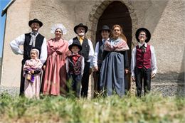 Présentation des costumes traditionnels de Valloire - Valloire Tourisme