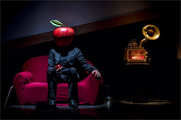 Chut ! Une pomme_Cluses