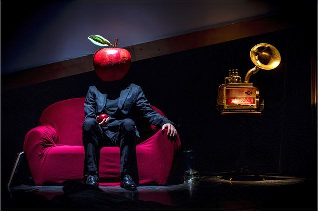 Chut ! Une pomme - La Clinquaille