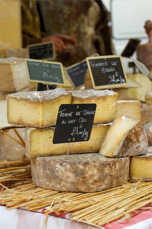 Marché nocturne hebdomadaire_Chambéry - David Vives