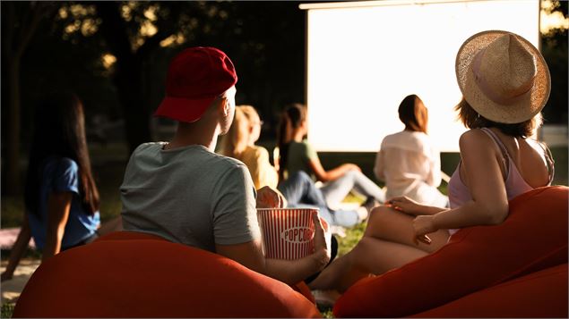 Ciné plein air_Sales