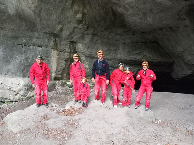 à la découverte de la grotte de Bange - DezOterra