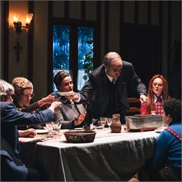 Le Dîner chez les Français • Cie des Animaux en paradis - Valentine Chauvin