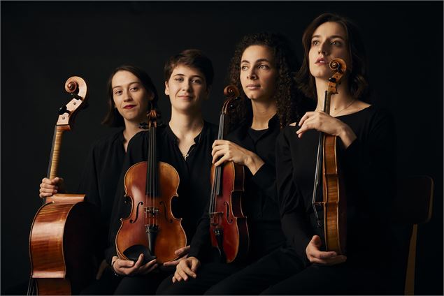 Quatuor - Quatuor Magenta
