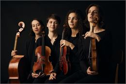 Quatuor - Quatuor Magenta
