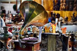 Brocante Morzine - office de tourisme