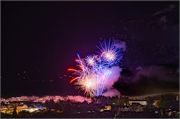 Feu d'artifice le 13 juillet à Saint-Genis-Pouilly - Laurent Fabry
