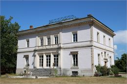 Le "château" - ©OTGBA - B.C.
