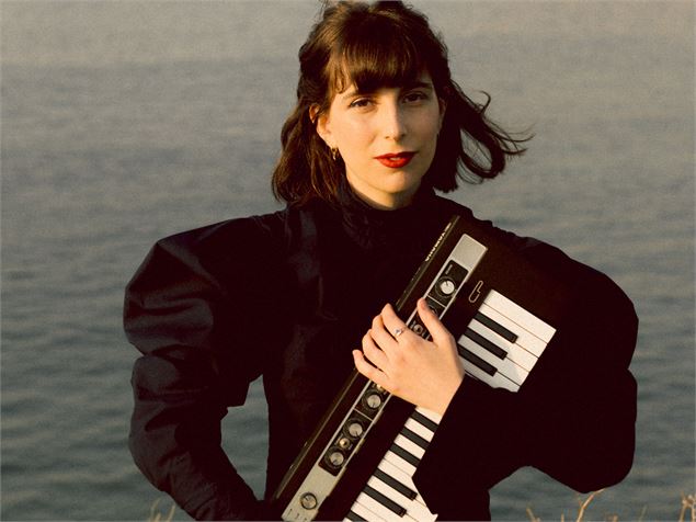 Coline Rio, concert_Bonneville - zoe cavaro