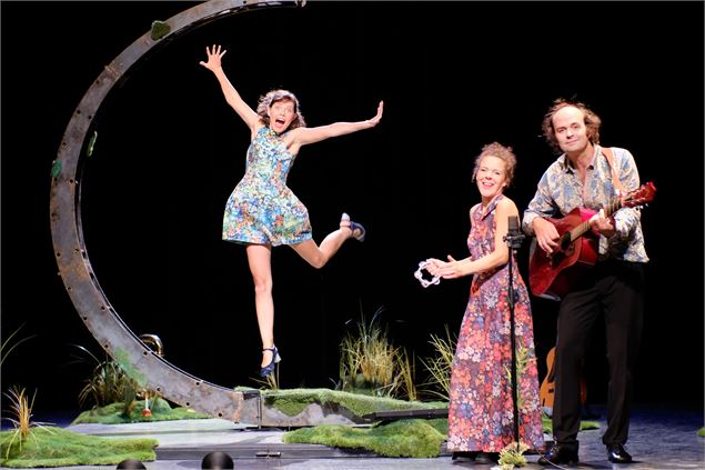 Festival des Petits Asticots - Spectacle La Fontaine Unplugged - Compagnie DNB - Sallanches - @Valér