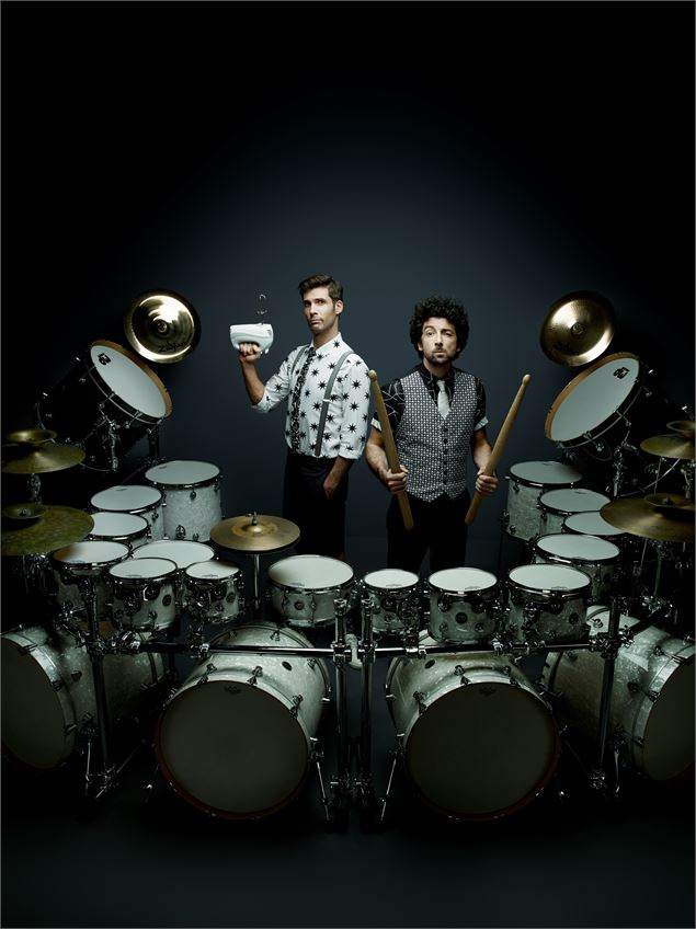 Spectacle Fills Monkey 