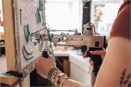 Atelier tufting à la Barque_Champagne-en-Valromey