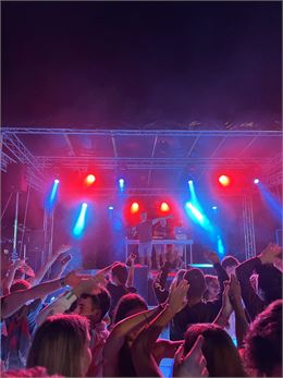 Karaoké Géant à Beaupont - Comité des fêtes de Beaupont
