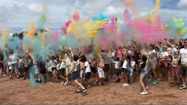 Photo Color run - ©CRAMP' O NEZ