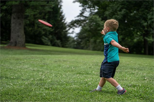 Tournoi d'ultimate frisbee_Montchavin-les-Coches - jatocreate sur Pixabay