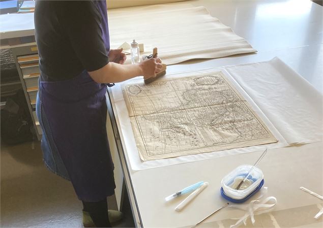 Visite commentée : Découverte de la restauration de documents graphiques - Journées Européennes du P