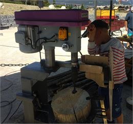 Atelier de fabrication de tabourets en famille et pass partout!_Le Corbier