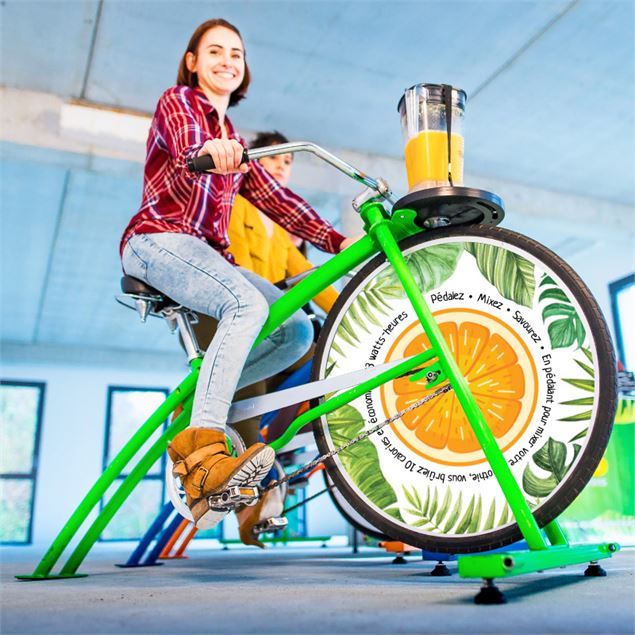 Vélo Smoothie_Morillon - libre de droits
