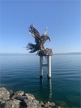 Statue en bois flotté - Ville d'Evian