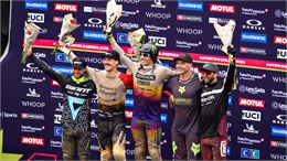 REMISE DES PRIX - PODIUM • DHI_Les Gets