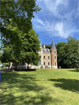 Festival Aragne au château Bouchet_Fareins - Stéphanie Ouvrard