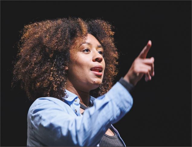 photo - ©Hugo Lafitte