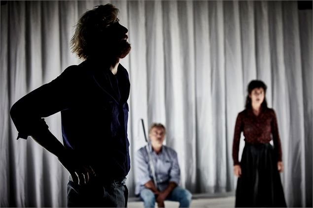 La Vie invisible - Lorraine de Sagazan_Annecy - © Christophe Raynaud de Lage