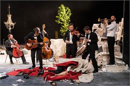 Le Crocodile trompeur / Didon et Enée - Samuel Achache, Jeanne Candel, Florent Hubert_Annecy - © Vic