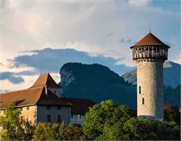 Chateau et donjon - Les Amis du Viuz-Faverges