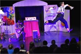 Boite à gants - Cie La Toute Petite Compagnie