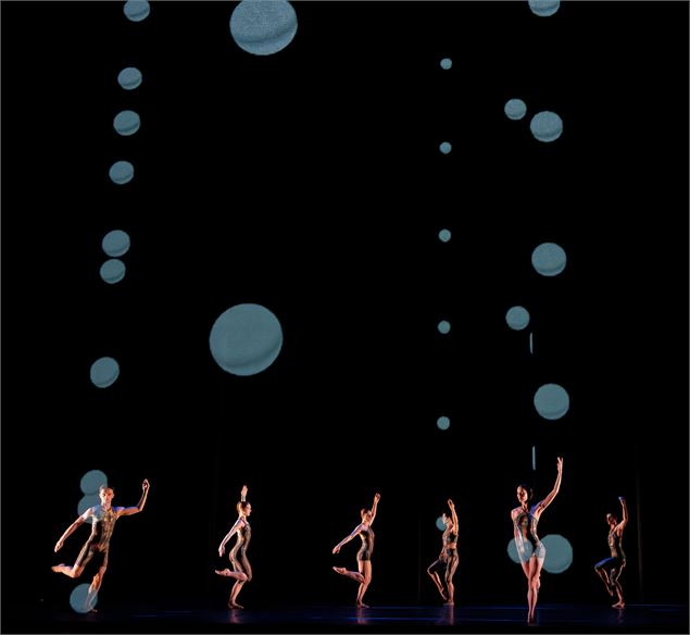 Merce Cunningham Forever- Ballet de l’Opéra de Lyon_Annecy - BIPED © Agathe Poupeney