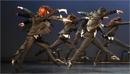 Spectacle danse : Cher Cinéma, scénographie Jean-Claude Gallotta / Théâtre Maurice Novarina_Thonon-l