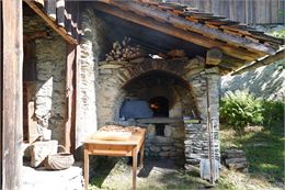 JEP 2025 - Démonstration du four à pain restauré de Bionnassay et dégustation de pain_Saint-Gervais-