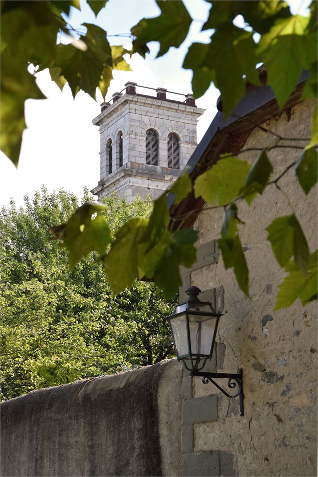 Balade à vélo : le patrimoine architectural de Viry - Fanny Mangialomini