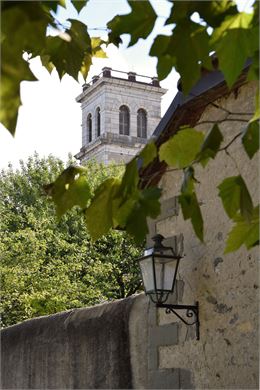 Balade à vélo : le patrimoine architectural de Viry - Fanny Mangialomini