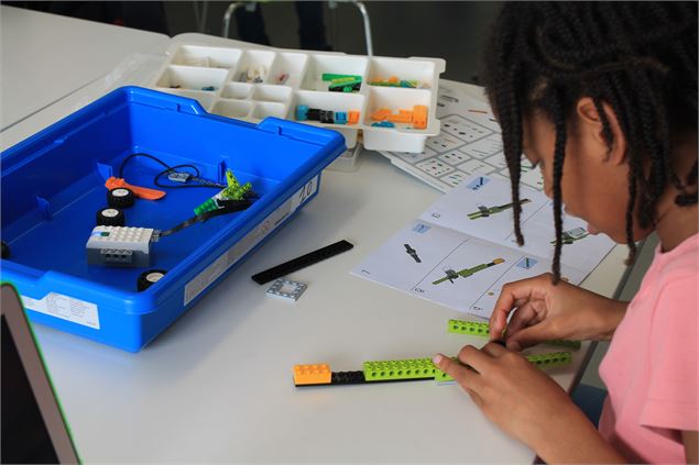 Robotique en briques - Atelier pour les filles