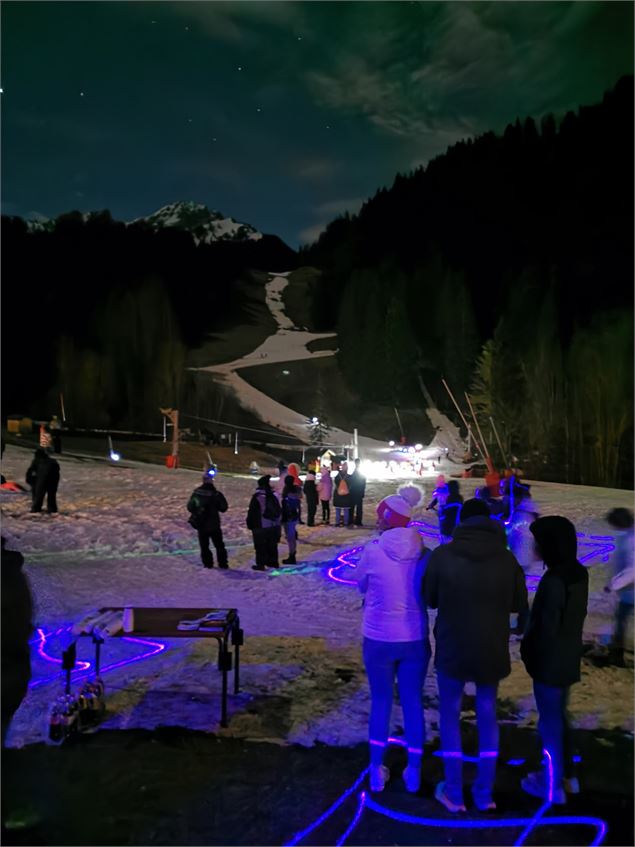 Descente aux flambeaux à La Chèvrerie_Bellevaux - OT Alpes du Léman