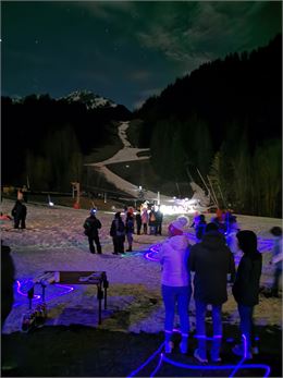 Descente aux flambeaux à La Chèvrerie_Bellevaux - OT Alpes du Léman