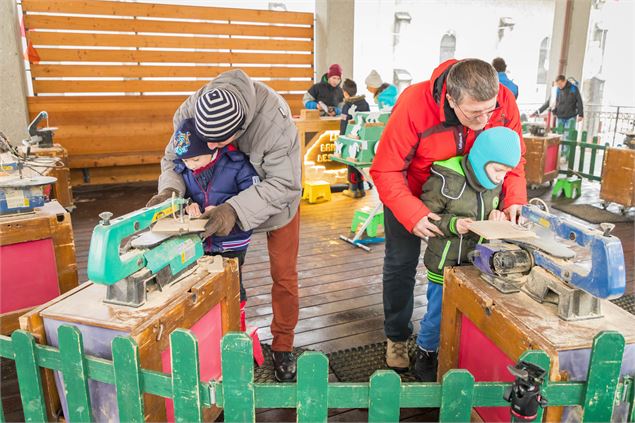 Atelier Bambin des bois au Grand-Bornand - Alpcat.Medias-Le Grand-Bornand
