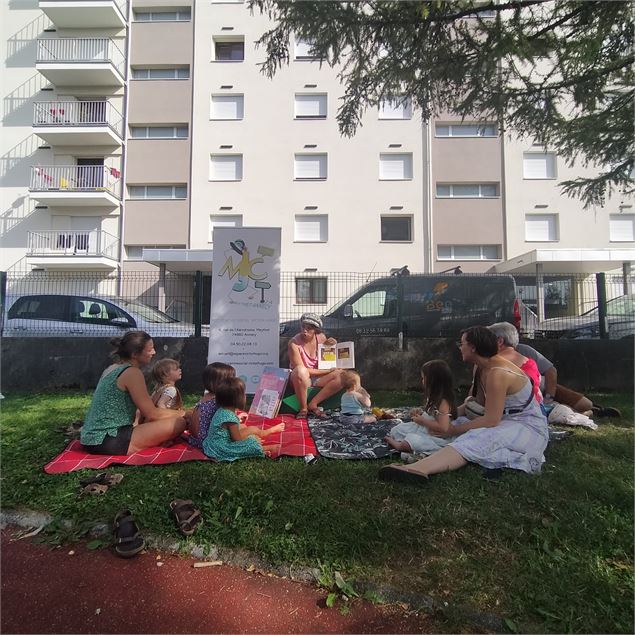 Atelier lecture & activité manuelle (5-8 ans)_Annecy