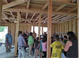 Visite du restaurant scolaire de Curienne construit en bois communal_Curienne - @mairiecurienne