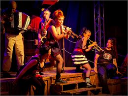 À contre courant_Chambéry - DR