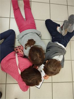 Enquête au musée / Meurtre sur les fouilles_Izernore