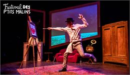 Chut ! Une pomme, spectacle à partir de 7 ans / Festival des P'tits Malins_Évian-les-Bains - La Clin