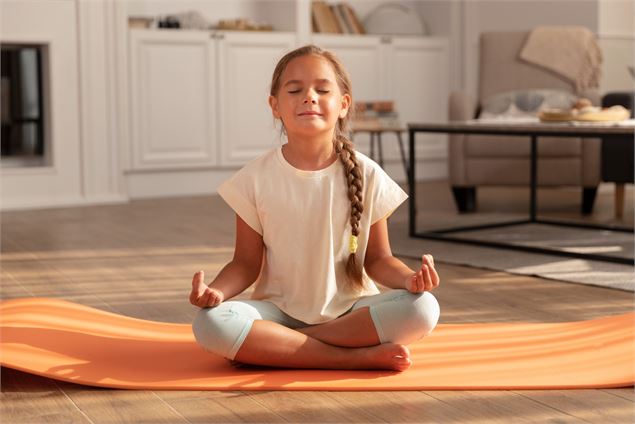 Yoga'Conte_Champagneux - Freepik
