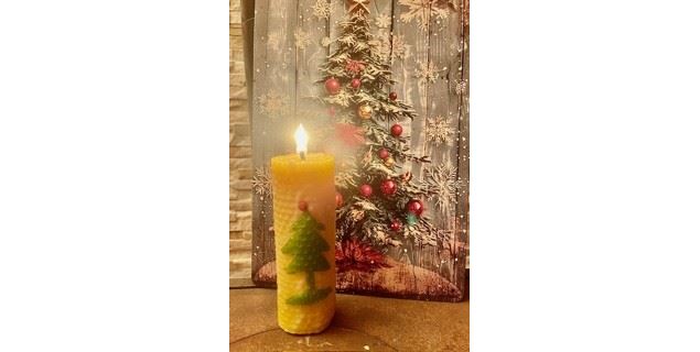 Atelier : Confection d'une bougie en vraie cire d'abeille_Morzine - Michel Rostalski