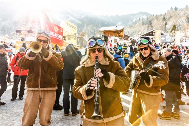 Déambulation musicale - téléphérique Jazz Band_Saint-Martin-de-Belleville
